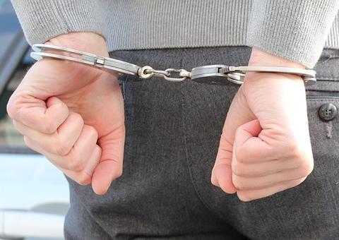 Homem é preso após agredir a própria irmã em Manaus