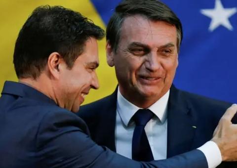 Bolsonaro pede a Moraes, do STF, reconsideração da nomeação de Ramagem para PF