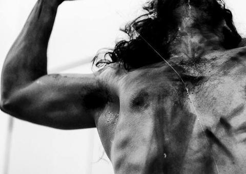 Artistas visuais realizam performance ‘Digitais do Corpo’ nesta sexta-feira