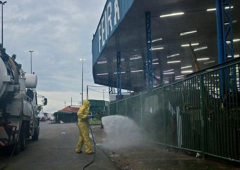 Feiras de Manaus recebem ação de desinfecção e higienização