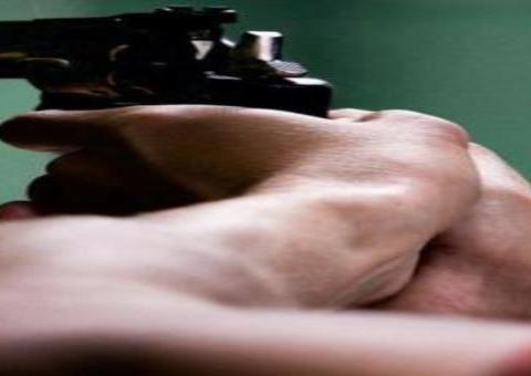 Trio armado invade ônibus 029 e toca o terror durante assalto em Manaus