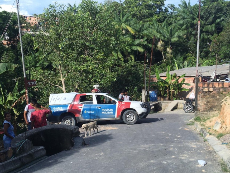 Jovem morre após ter ossos quebrados por mais de 15 homens em Manaus