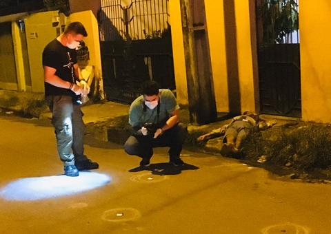 Jovem perseguido e encurralado em Manaus foi executado com 17 tiros 