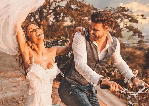 Após sofrer abortos, Flávia Viana anuncia que está grávida: 'nosso bebê arco-íris'