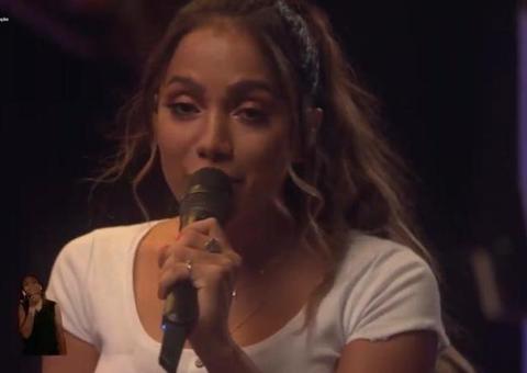 Neymar pede música durante live de Anitta e internautas apontam indireta à funkeira: 'me namora'