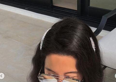 Aos 70 anos, estilista Vera Wang choca ao exibir barriga chapada