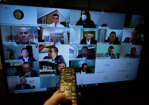 Discussão entre Josué Neto e Joana Darc gera suspensão da sessão que inicia processo de impeachment na Aleam