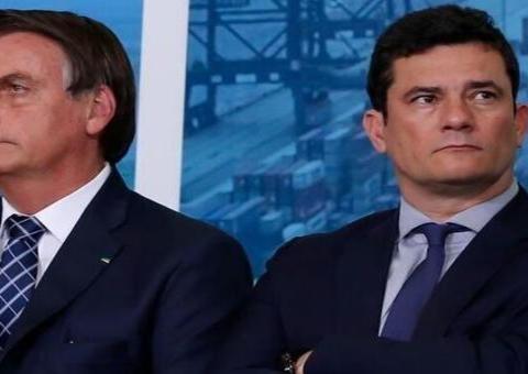 'Não vou esperar f*** alguém da minha família', teria dito Bolsonaro em reunião com ministros