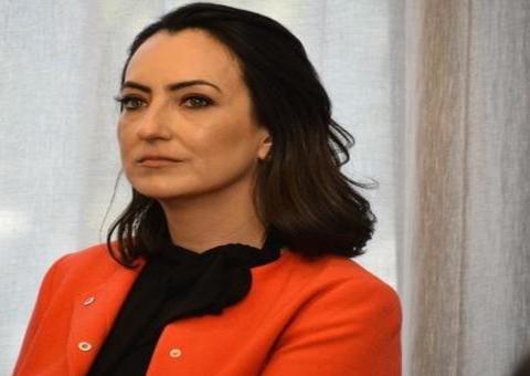 Após saída de esposo, Rosângela Moro pede demissão de cargo no Governo