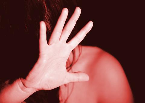 Em Manaus, homem vai parar na cadeia após bater na esposa durante discussão 