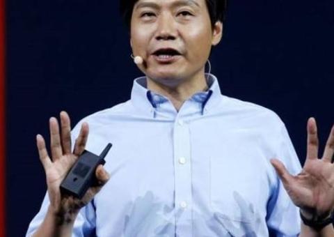 CEO da Xiaomi é criticado após usar iPhone