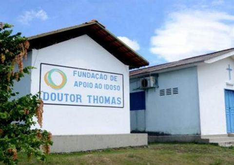 Curados da Covid-19, três idosos da Fundação Doutor Thomas recebem alta 