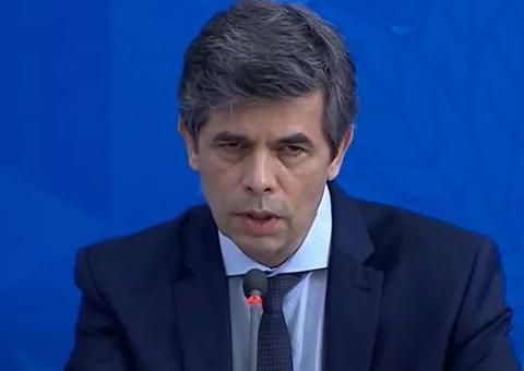 Ministro da Saúde cancela coletiva onde apresentaria plano sobre isolamento