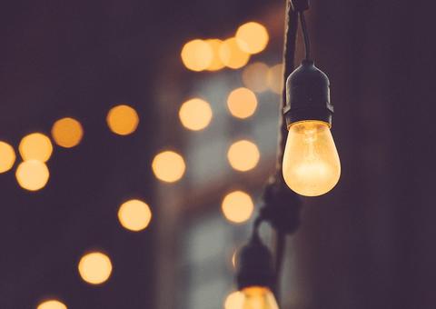 Governo garante desconto na conta de luz durante pandemia para famílias de baixa renda