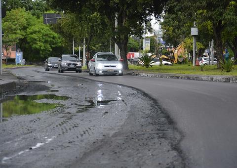 Prefeitura intensifica obras do programa Requalifica nas ruas de Manaus 