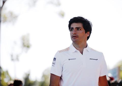 Ferrari confirma espanhol Carlos Sainz no lugar de Vettel em 2021