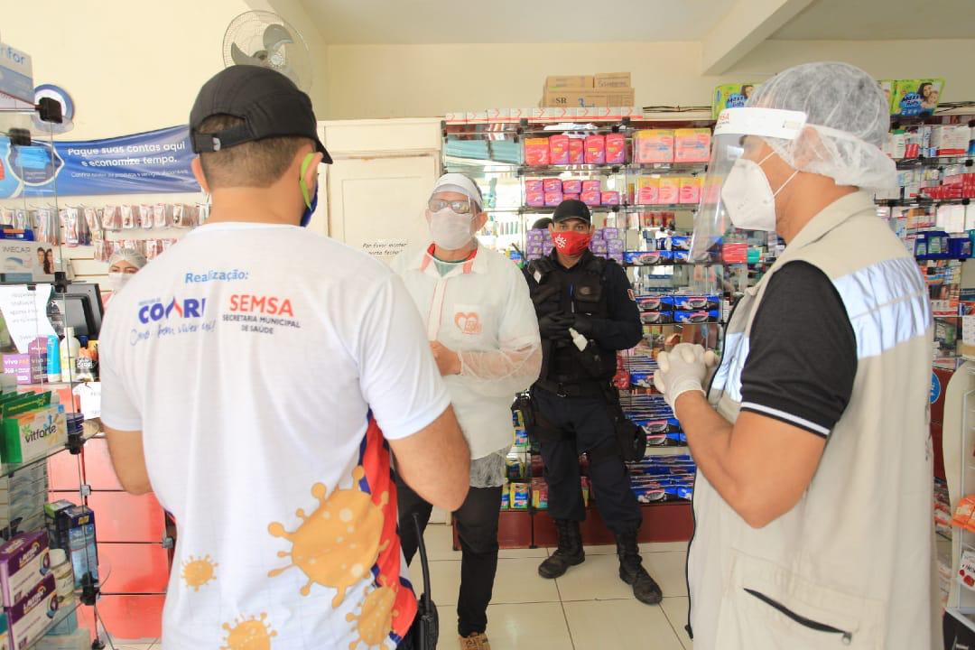 Em Coari, ação conscientiza população sobre importância de respeitar toque de recolher 