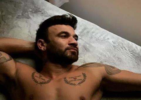 Ex-BBB Hadson diz que vai posar nu e web reage: ‘nossos olhos sangram’  