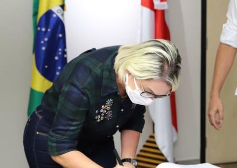 Governo empossa nova secretária de Assistência Social no Amazonas