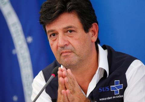 Mandetta pede ‘oração e força ao SUS’ após saída de Nelson Teich 