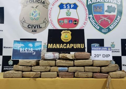 No Amazonas, dupla é presa em embarcação com 30 quilos de drogas 