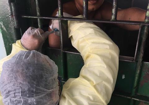 Detentos do Puraquequara são vacinados contra a gripe H1N1