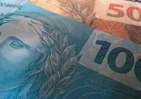 Mais duas categorias tem pagamento do 13º salário antecipado pela Prefeitura de Manaus 