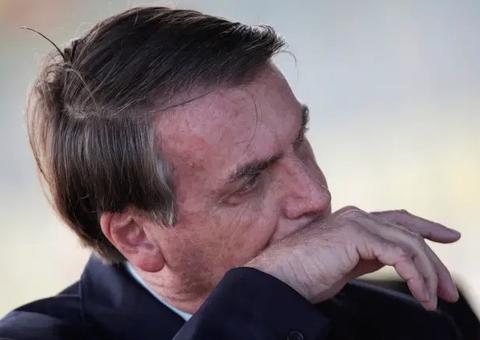 Ministro do STF manda informar Bolsonaro a respeito de ação sobre Impeachment