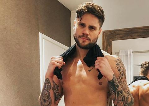 Ex-BBB Paula Amorim brinca ao postar foto de Breno Simões pelado: 'tentou dar zoom aí, né minha filha?'