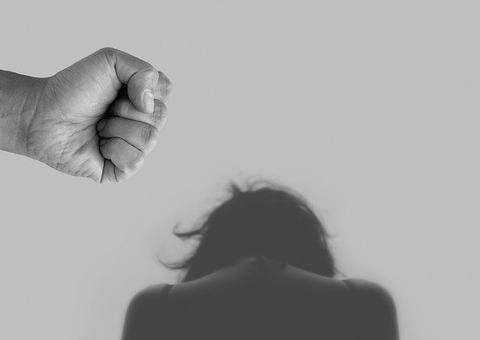 Durante pandemia, casos de violência doméstica aumentam e governo lança campanha de conscientização