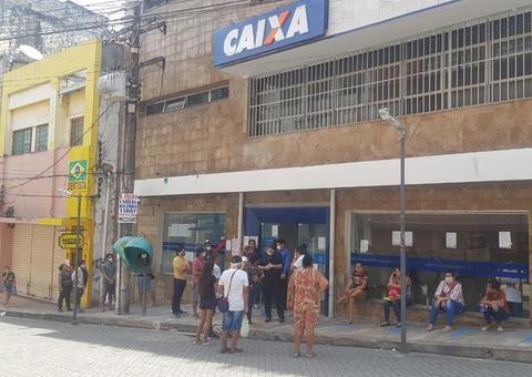 Caixa libera R$ 246 milhões de auxílio emergencial neste sábado