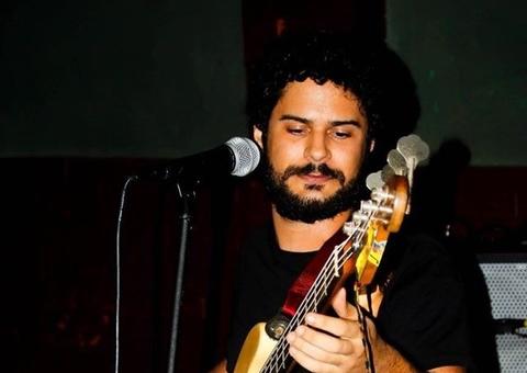 Agenor comanda terceira live musical no 'Curupira' neste Sábado