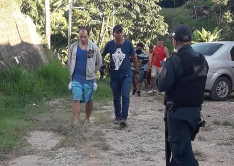 Rafael Fernandez ainda não sabe que pai morreu, diz polícia