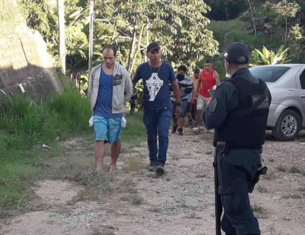 Rafael Fernandez ainda não sabe que pai morreu, diz polícia