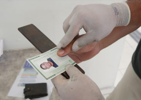 Acordo entre Caixa e governo vai garantir emissão do RG para clientes em Manaus