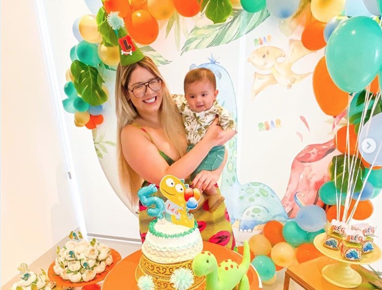 Marília Mendonça comemora 5 meses do filho Leo e se declara; veja fotos