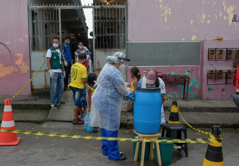 Em Manaus, 45 novos profissionais de saúde são convocados para atuar em hospital de campanha