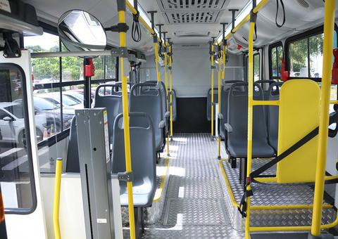 Adolescente é detido após assalto a ônibus em Manaus 