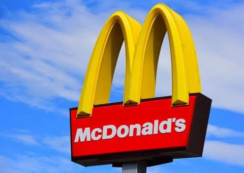 Sindicatos de sete países denunciam McDonald's por 'assédio sexual sistêmico'