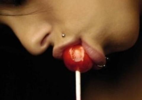 4 segredos para fazer um sexo oral perfeito nele