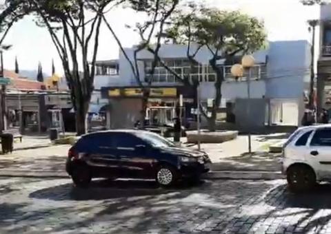 Após ter família feita refém, gerente de banco é executado com tiro na cabeça dentro de agência