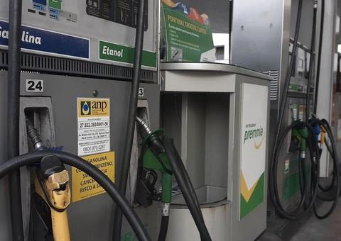 Petrobras eleva em 12% o preço da gasolina; terceiro aumento no mês