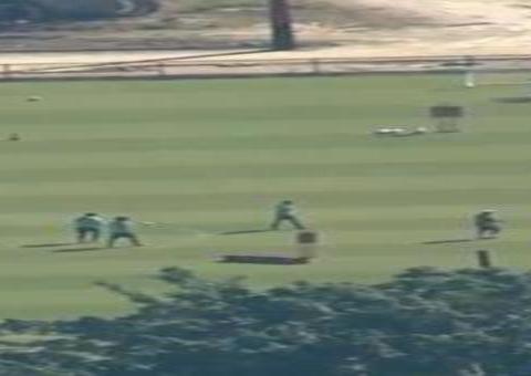 Descumprindo isolamento, jogadores do Flamengo são flagrados treinando no Ninho do Urubu 