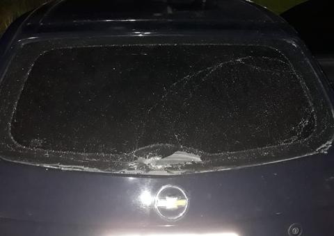 Após perseguição policial, grupo é preso e carro roubado é recuperado em Manaus 