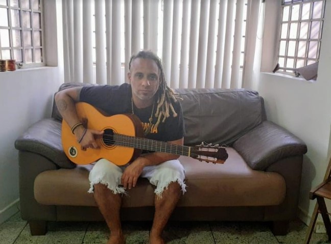 Milton Cabocrioulo e ópera Sansão e Dalila são destaque das Lives desta quinta-feira