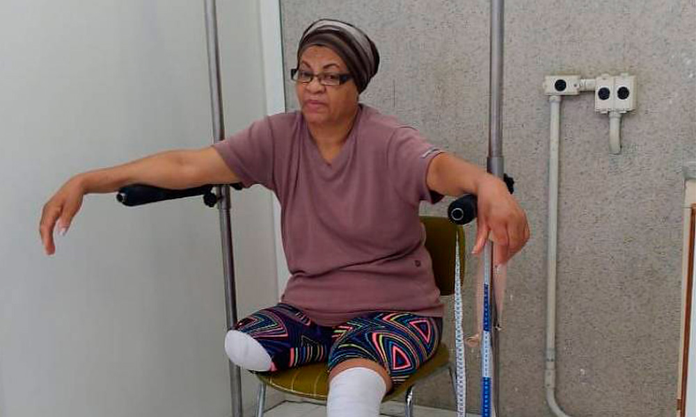 Diabética, infartada e hipertensa, aposentada nocauteia o novo coronavírus