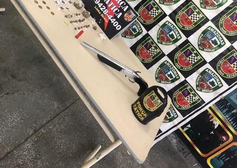 Homem é preso com armas e drogas na zona Sul de Manaus 