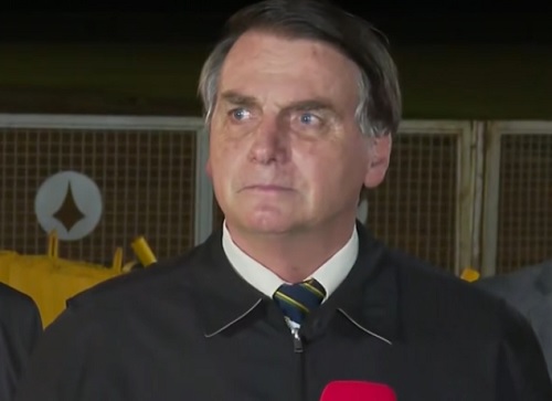 Bolsonaro afirma que recebe 'informações pessoais' de policial civil de Manaus