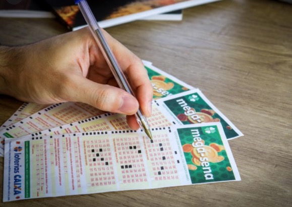 Mega-Sena sorteia neste sábado prêmio acumulado de R$ 5,5 milhões