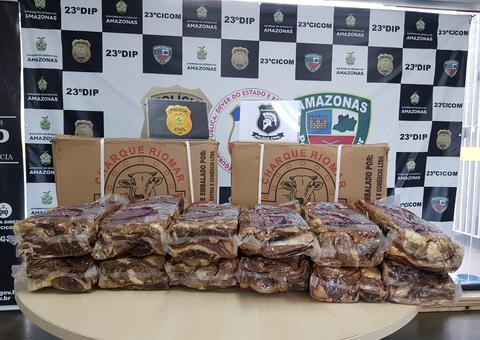 Casal é preso suspeito de furtar supermercado em Manaus 